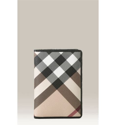 universal passport burberry|burberry passport cover.